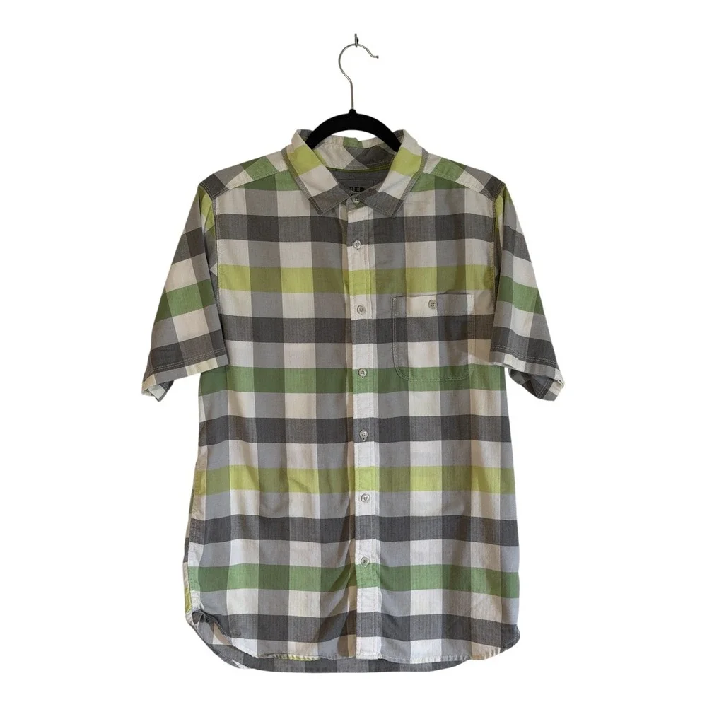The North Face Button Down Mens M Green Plaid Short Sleeve Hiking Casual Shirt